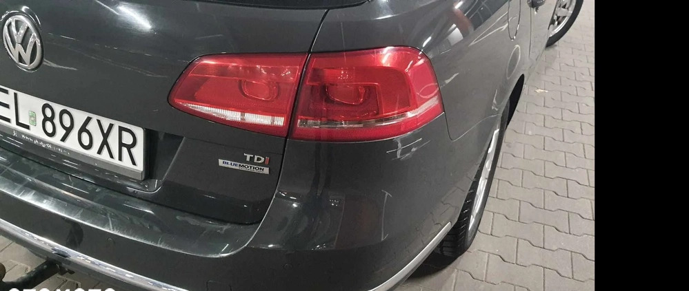 Volkswagen Passat cena 27900 przebieg: 409000, rok produkcji 2012 z Łódź małe 191